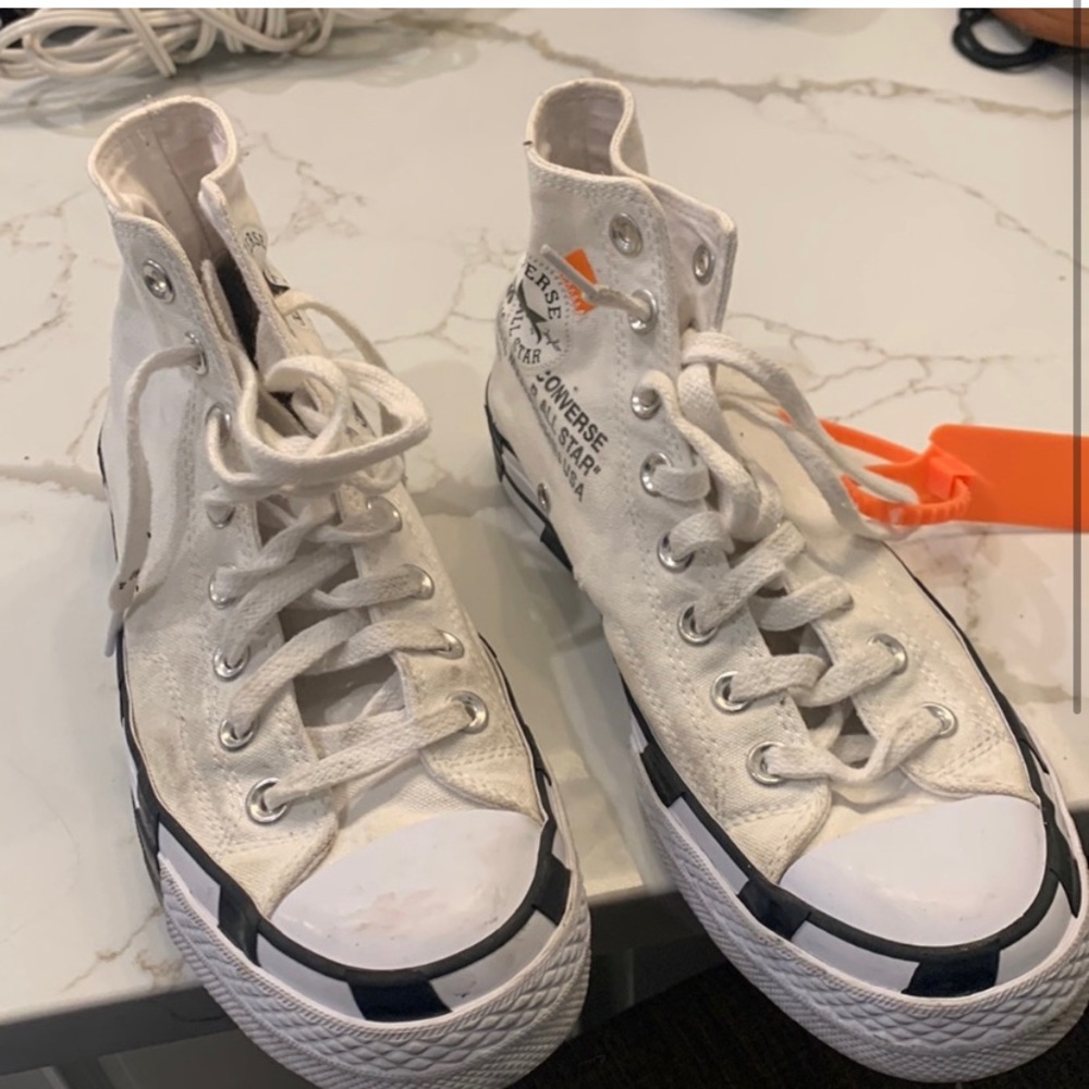 Not authentic. Off white converse high tops